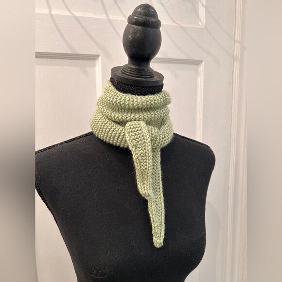 Handmade Sage/Mint Green Sophie Scarf in Size Lg. - Picture 2 of 8